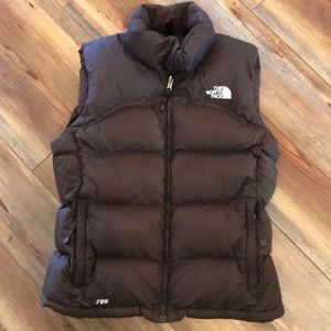 Looks new chocolate brown the north face vest 700